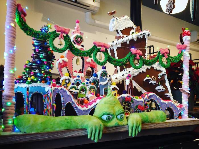 Amazing Gingerbread Houses - The Grinch Stole Your Gingerbread