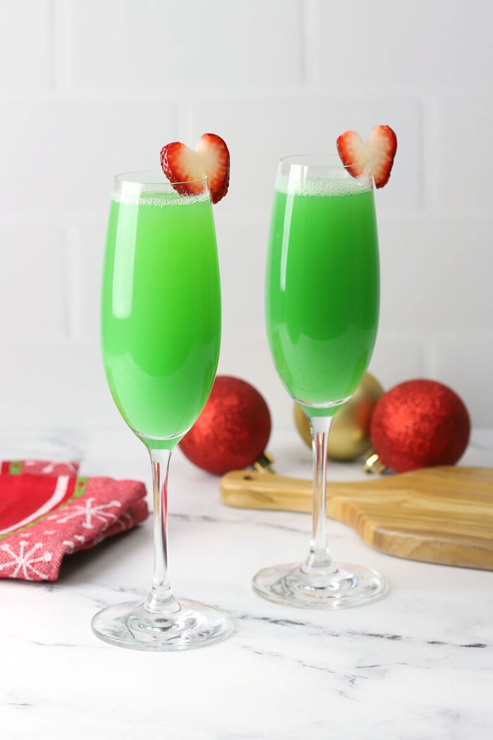 Christmas Cocktails - The Grinch Mimosa