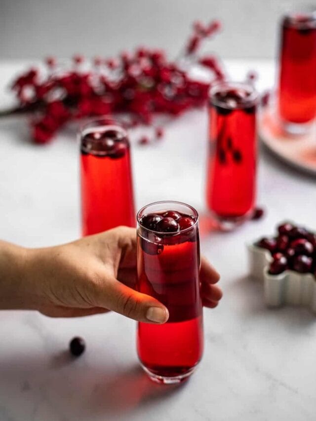 25 Christmas Cocktails That Will Have You Feeling Merry