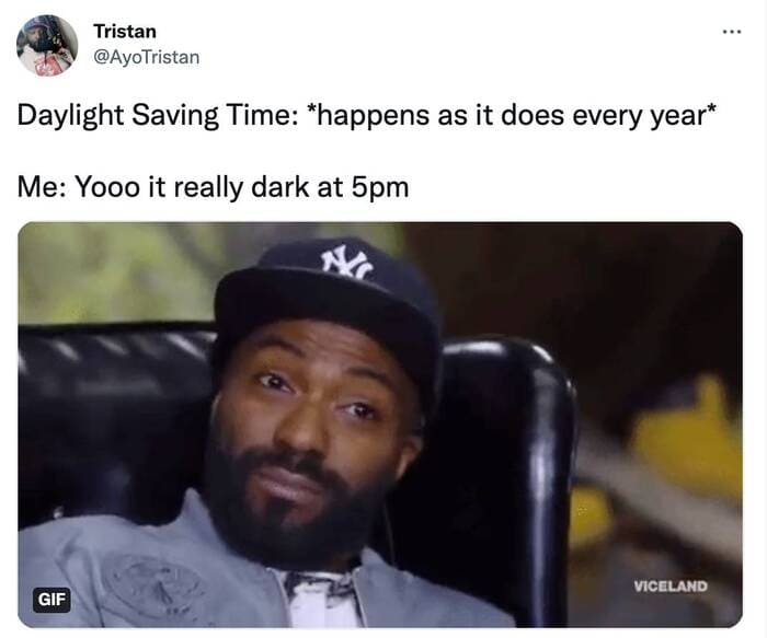 Daylight Savings Memes Tweets - its really dark