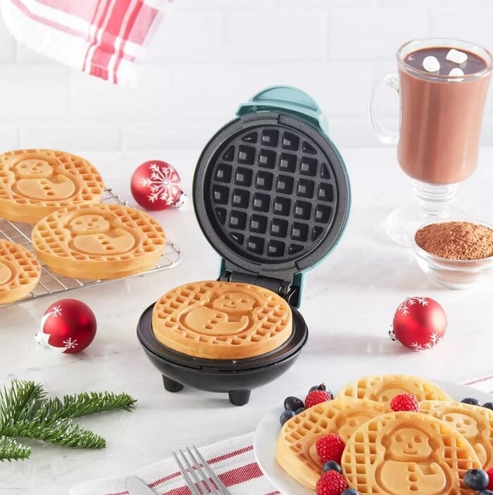 Fun Waffle Maker - Snowman Mini Waffle Maker