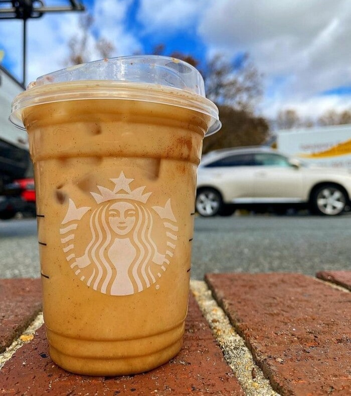 Starbucks Secret Menu Lattes - Snickerdoodle Iced Latte