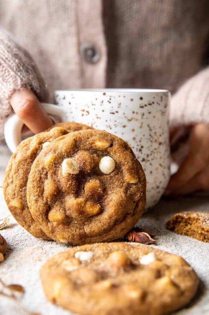 Thanksgiving Dessert Ideas- White Chocolate Chai PumpkThanksgiving Dessert Ideas - White Chocolate Chai Pumpkin Snickerdoodlesin Snickerdoodles