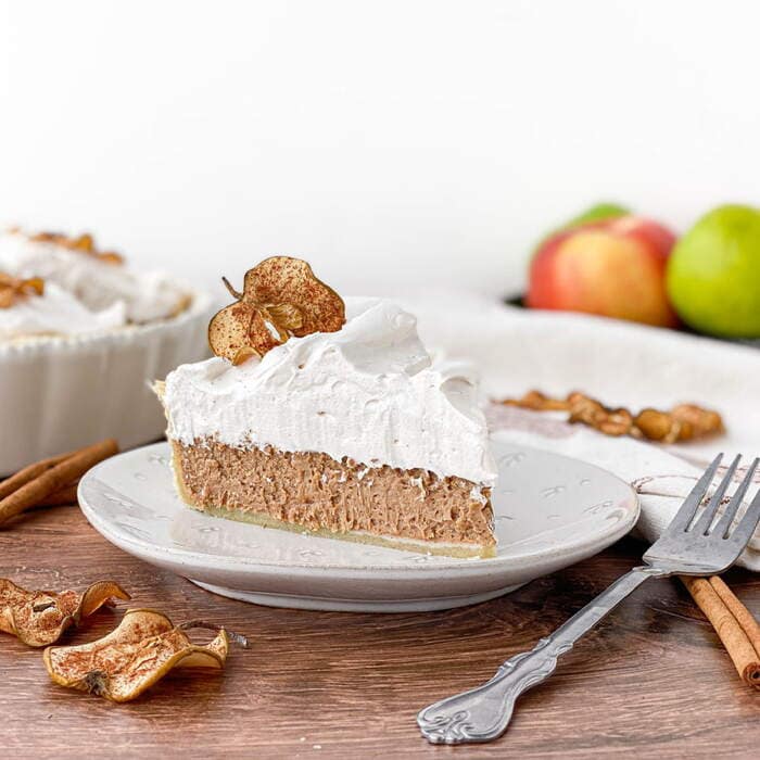 Thanksgiving Dessert Ideas - Cinnamon Pie With Apple Cider Meringue