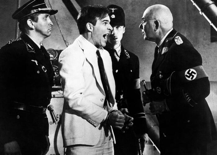 Best Comedy Mystery Movies - Dead Men Don’t Wear Plaid (1982)