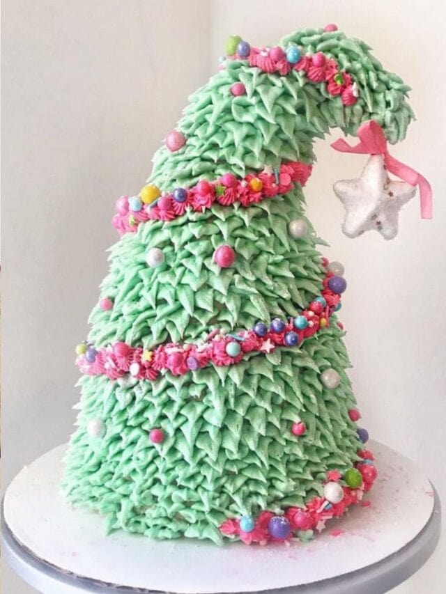 These Christmas Cakes Are Perfect for the Ho-Ho-Holidays