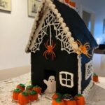 Funny Gingerbread Houses - Halloween for Christmas