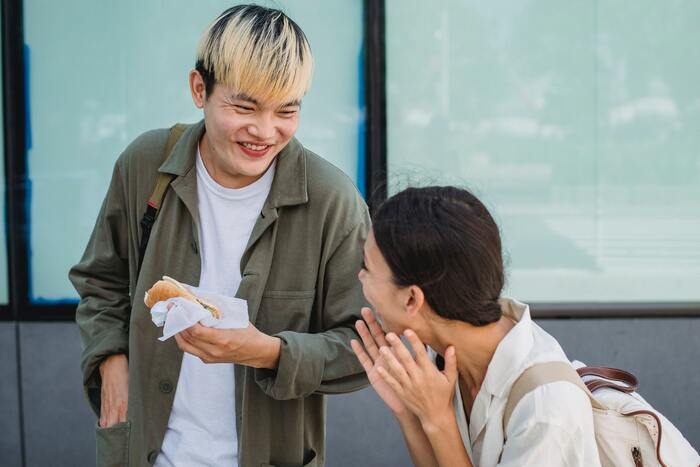 Cheap Valentines Day Ideas - couple eating fast food together