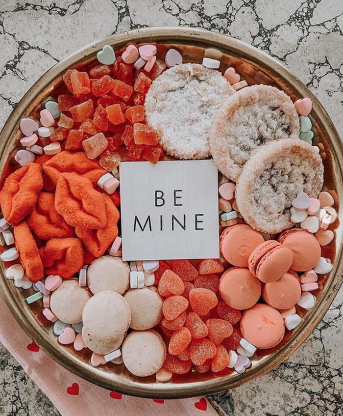 Valentine Dessert Boards - be mine charcuterie board