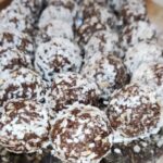 Easy Breakfast Ideas - No Bake Chocolate Energy Bites