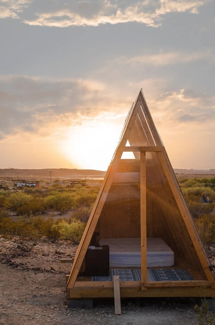 Romantic Airbnbs - Stargazer Little Dipper in Terlingua, Texas
