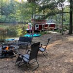 Romantic Airbnbs - Luxury Tugboat in Louisa, Virginia