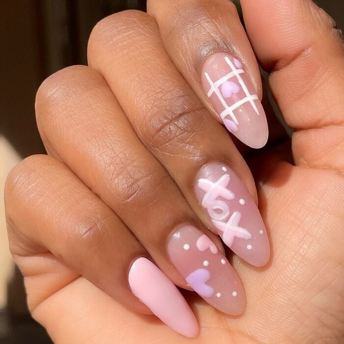 Simple Valentine Nail Designs - Hugs and Kisses