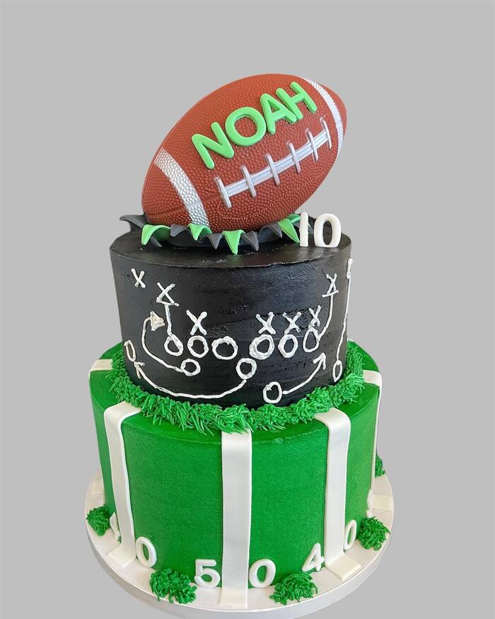 Super Bowl Cakes - Football Play Cake