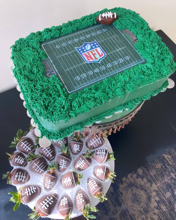 Super Bowl Cakes - Super Bowl Sheet Cake