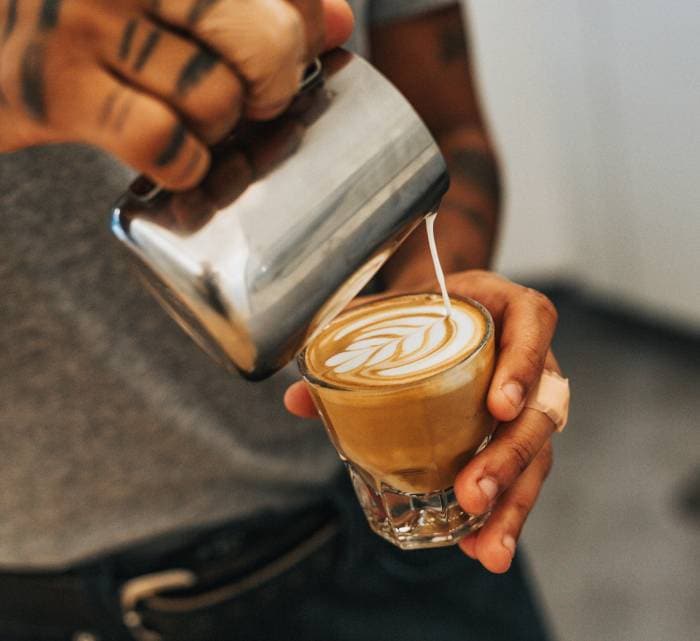 what is a cortado - pouring a cortado