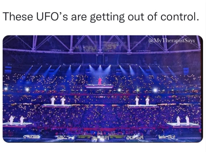 Rihanna Super Bowl Halftime Show Memes Tweets - ufos