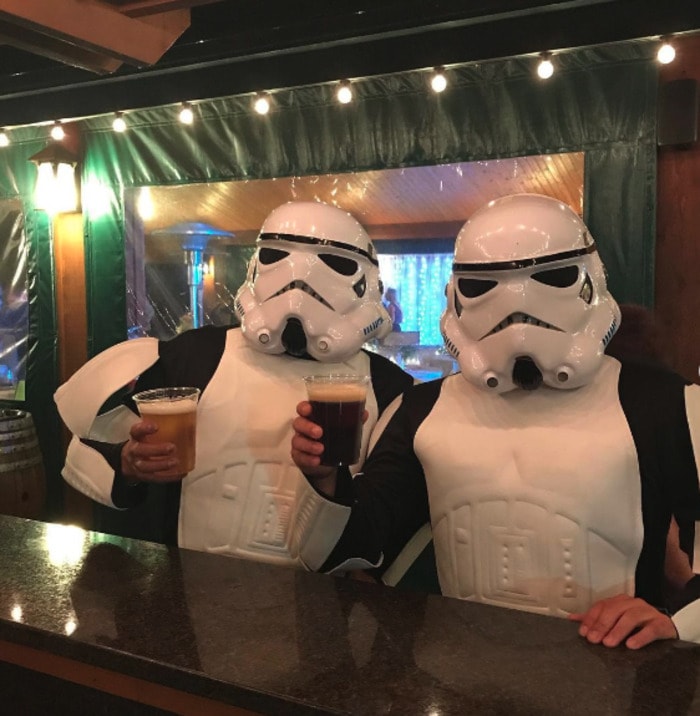 Star Wars Wedding Ideas - character guests
