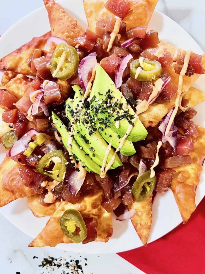 Super Bowl Food Ideas - Ahi Tuna Poke Nachos with Wontons