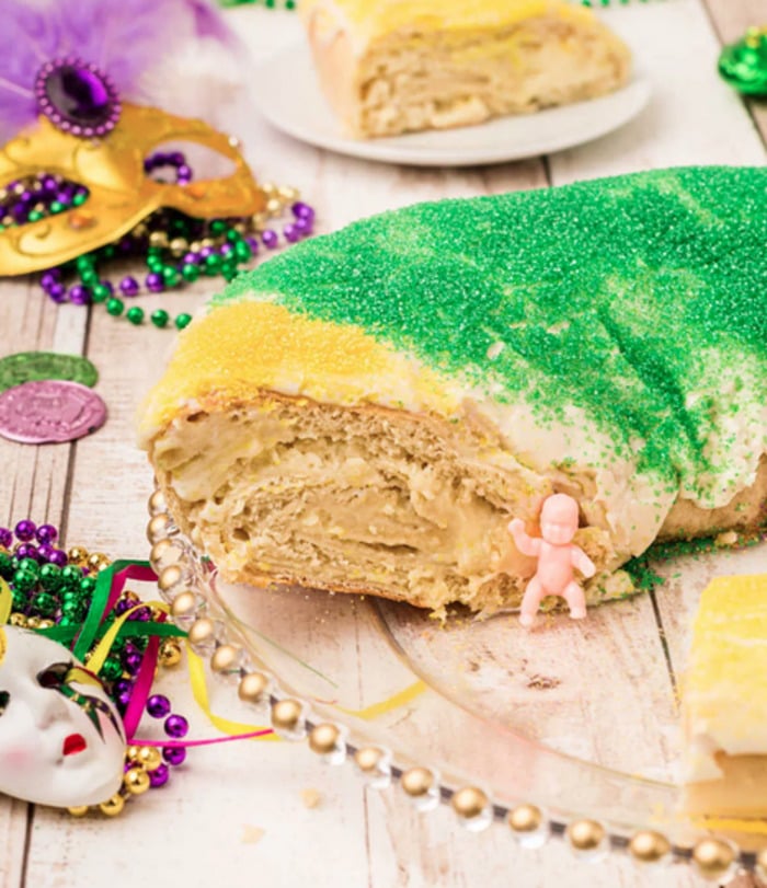 What is a king cake- king cake