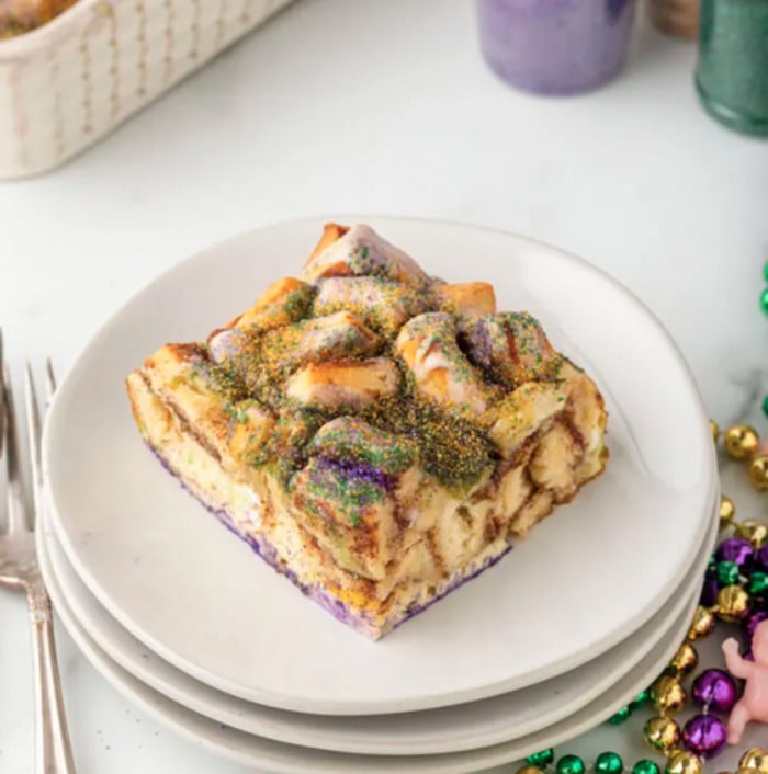 What is a king cake- king cake