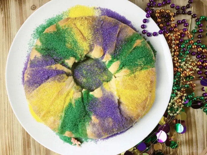 What is a king cake- king cake