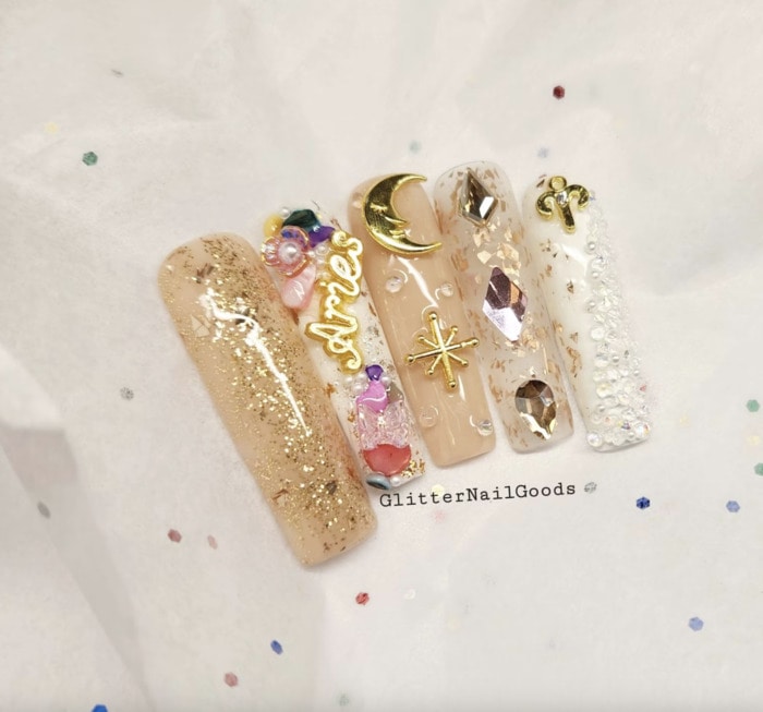 Aries Nails - glittery gold press ons