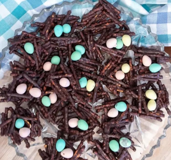 Easter desserts - No-Bake Bird’s Nest Cookies