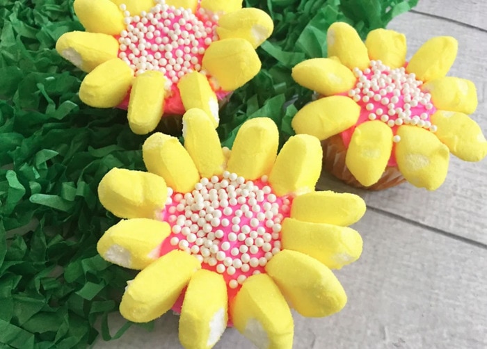 Easter desserts - Sunflower Cupcakes
