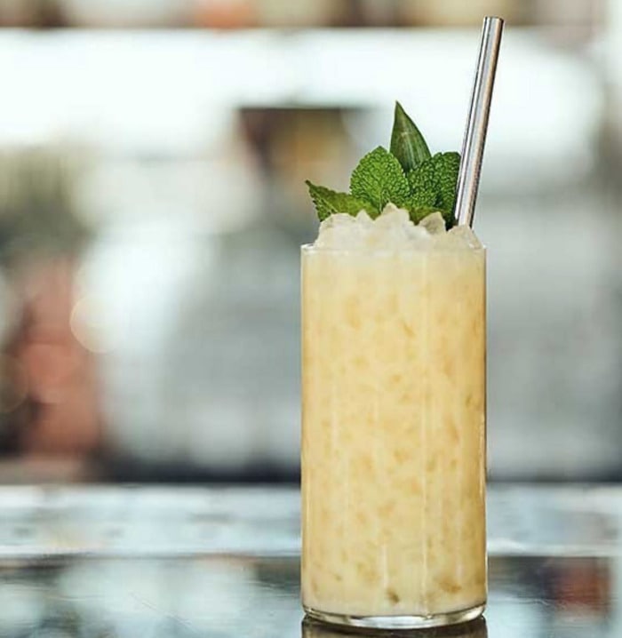 Elderflower Cocktail - Ellenor Colada