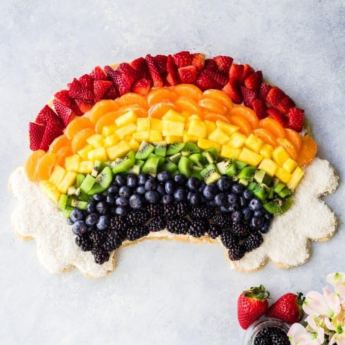 Rainbow desserts- Rainbow Fruit Pizza