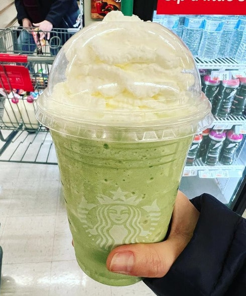 Starbucks St Patricks Day Drinks- Shamrock Frappuccino