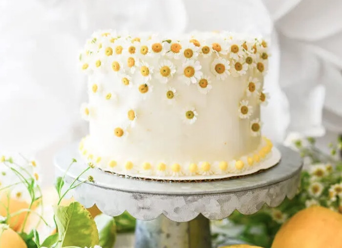 Wildflower cupcakes- honey chamomile tea cake