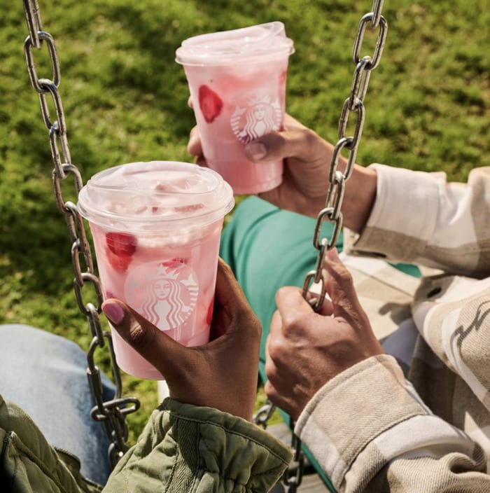 Starbucks Aesthetic Drinks - Pink Drink