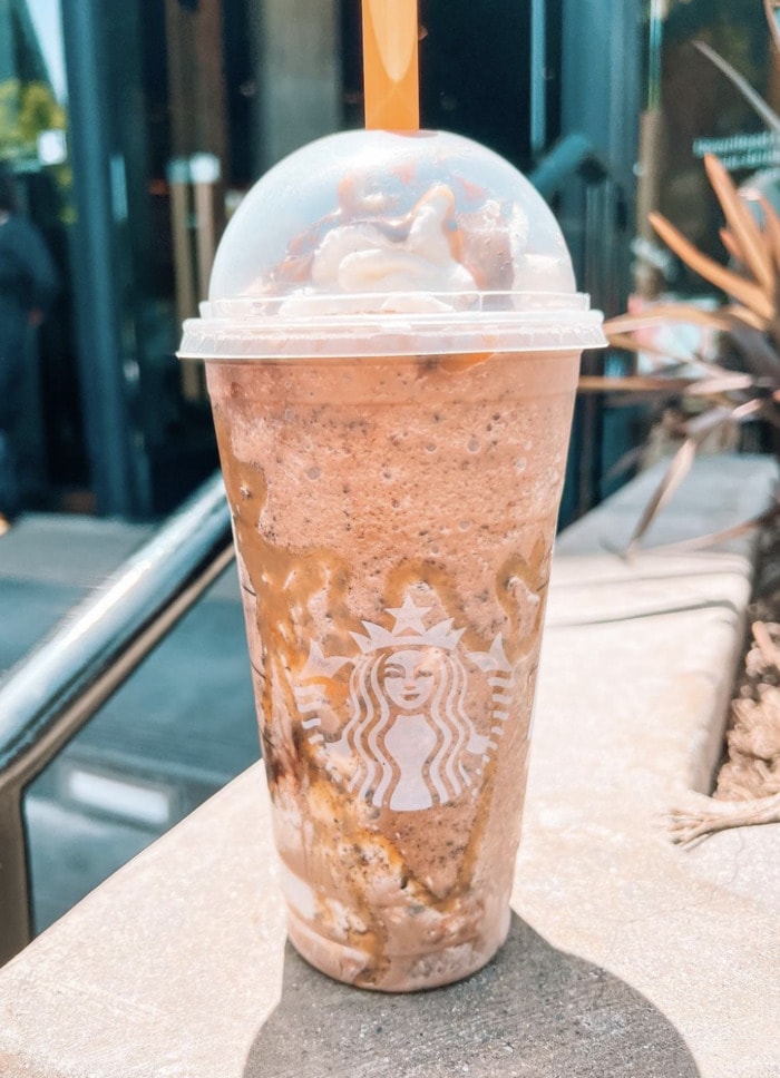 Starbucks Aesthetic Drinks - Chewbacca Frappuccino