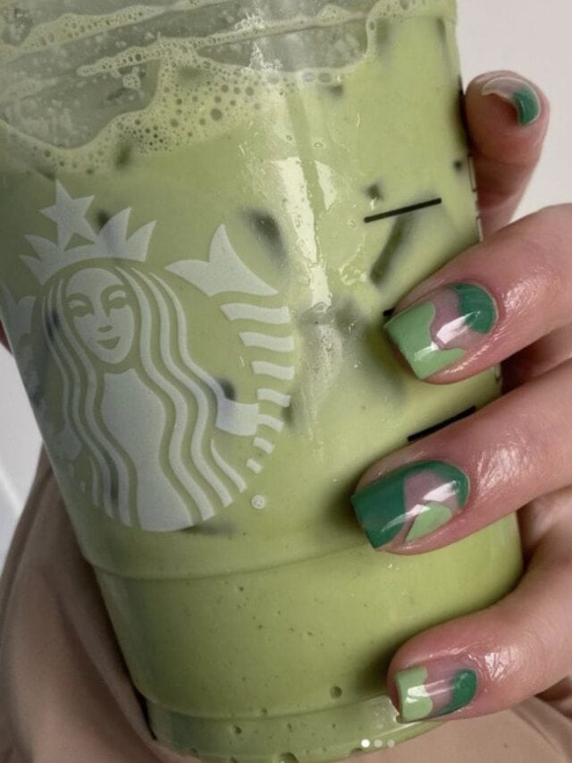 17 Starbucks Matcha Drinks to Try This Spring