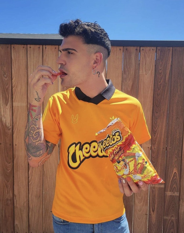 Cheetos Facts - eating flamin hot cheetos