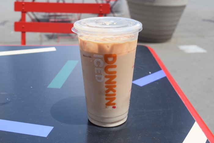 dunkin donuts iced coffee - iced latte