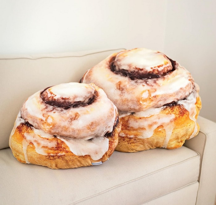 food pillows - cinnamon rolls