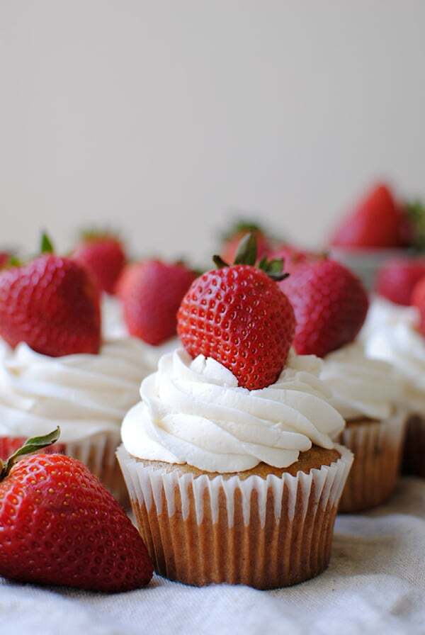 Summer Dessert Recipes - strawberry cupcakes