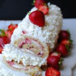 Summer Dessert Recipes - swiss roll cake with strawberries