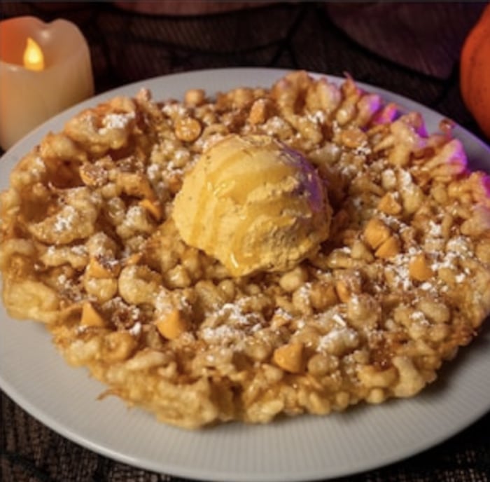 Disney Halloween food - Cinnamon Funnel Cake