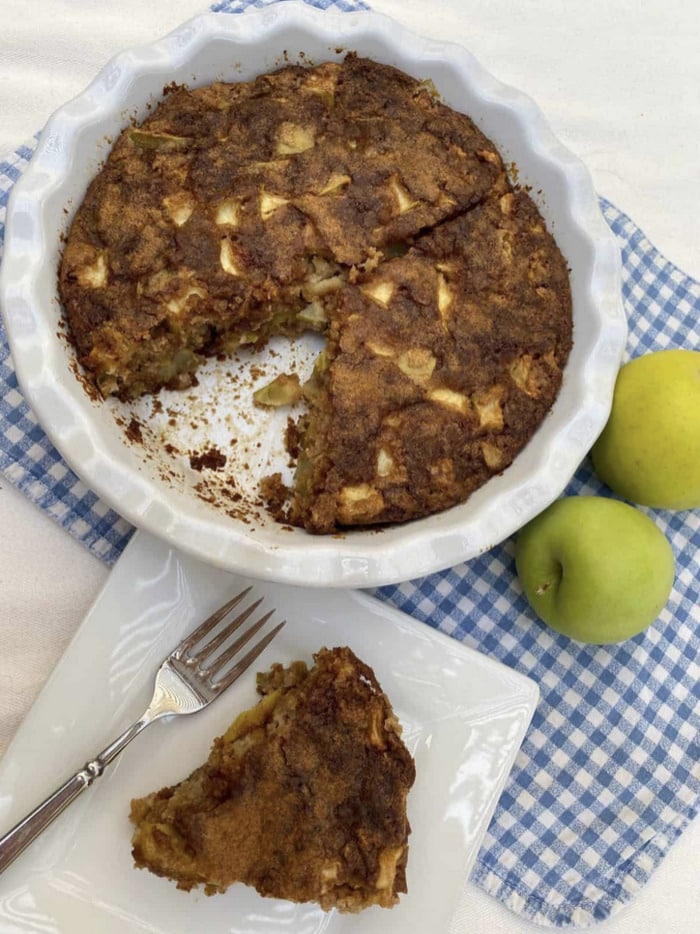 easy apple desserts - No-Peel Apple Cake