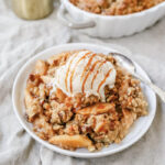 easy apple desserts - apple crumble