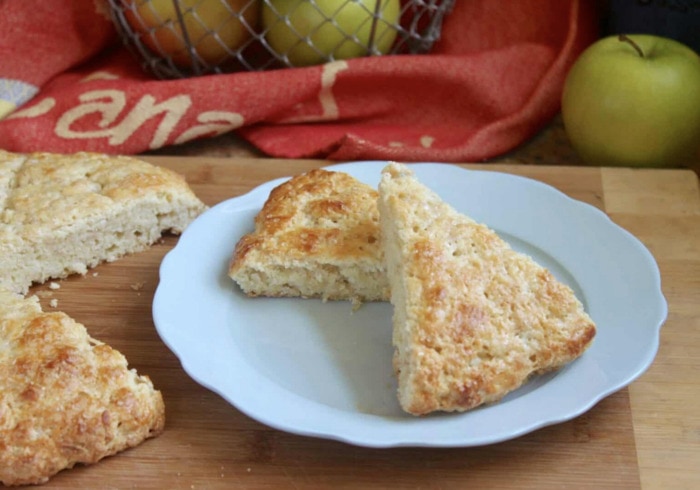 easy apple desserts - British Apple Scones