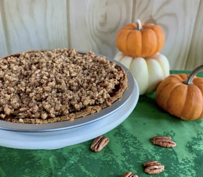 easy pumpkin desserts - Pecan Praline Pumpkin Pie for Two