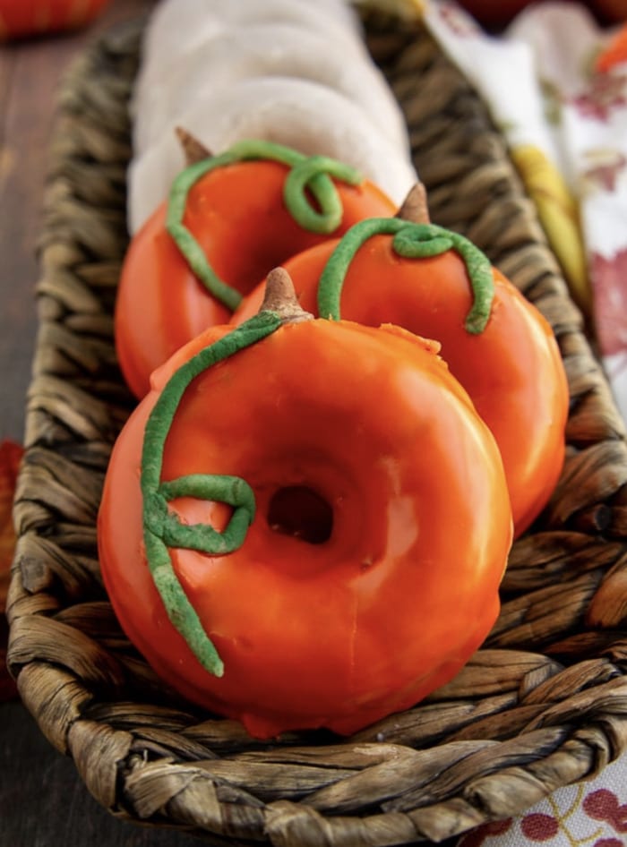 easy pumpkin desserts - Baked Pumpkin Donuts