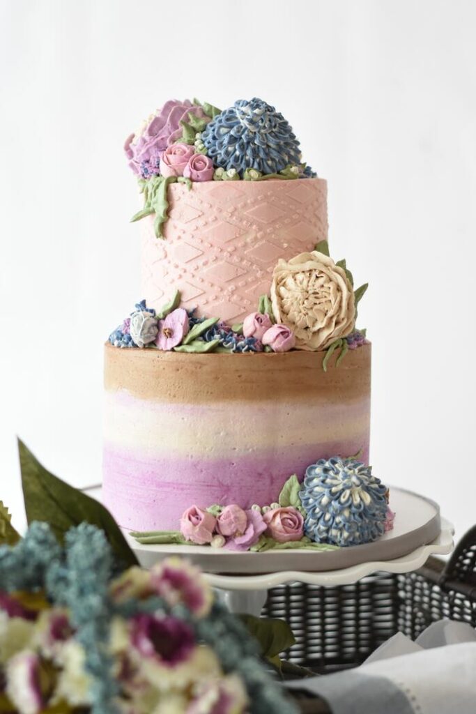 cake serving guide - tiered cake