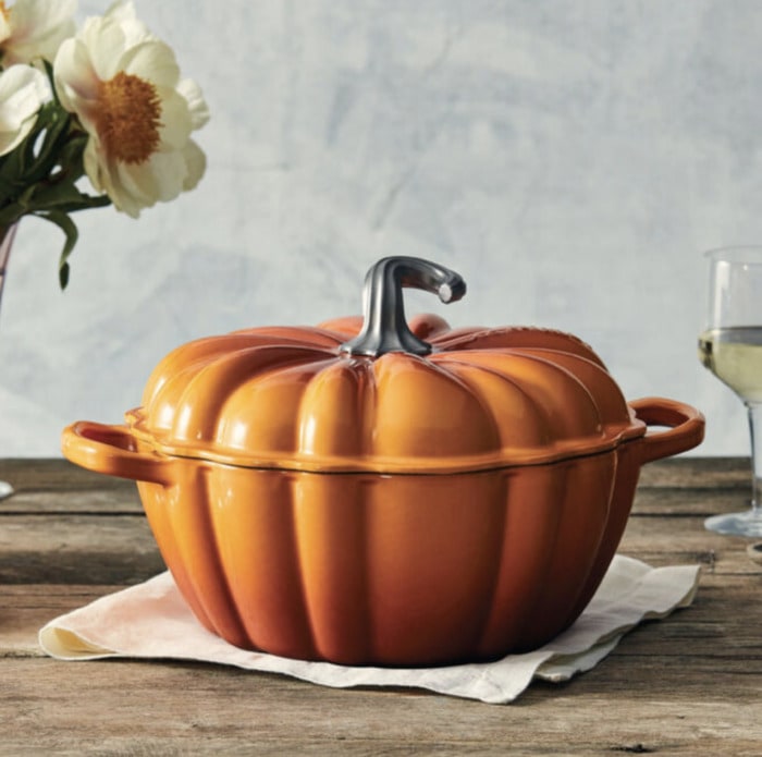 Le Creuset Autumn Collection 2023 - pumpkin cocotte