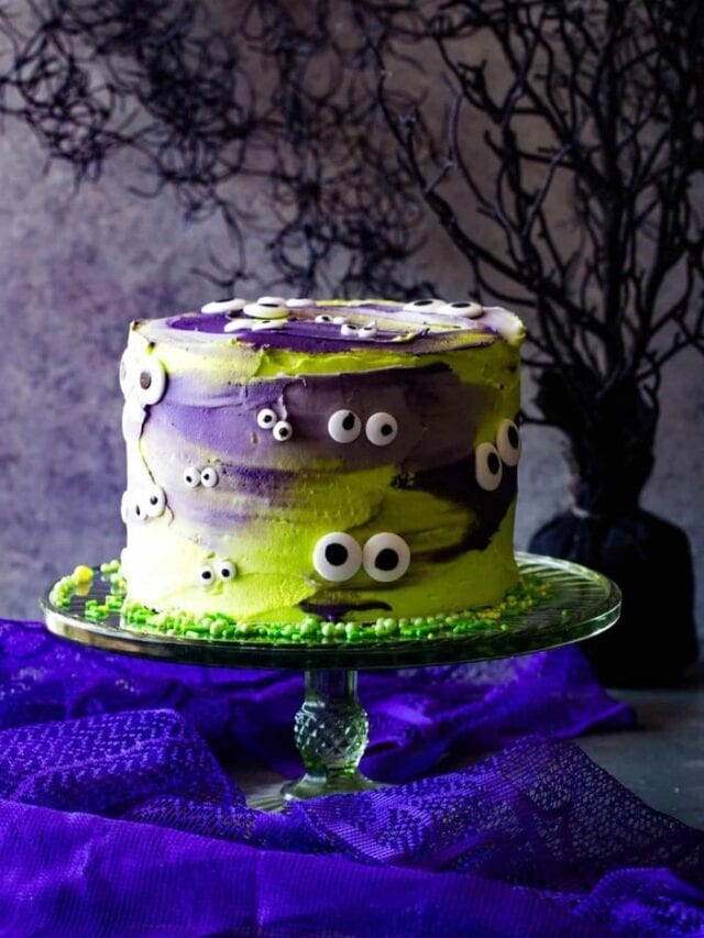 17 Scary Monster Cakes to Whip Up This Halloween